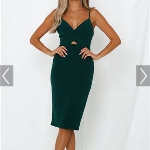 Hello Molly forest green midi dress size small